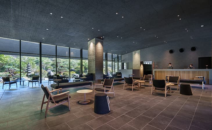 Reception & Lobby